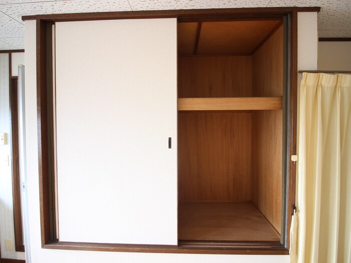 物件内観写真15　(収納)