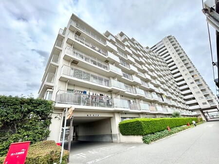 ﾌｧﾐｰﾙﾊｲﾂ明石参番館（339）外観写真