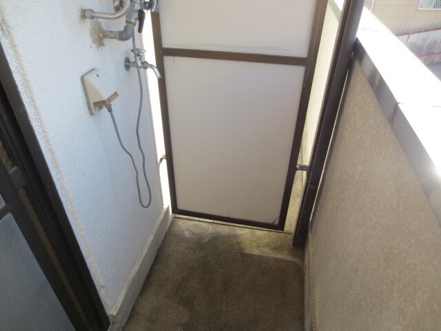 物件内観写真12　(洗濯機置場)