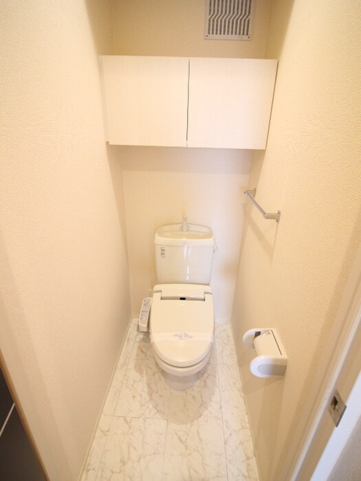 物件内観写真9　(トイレ)