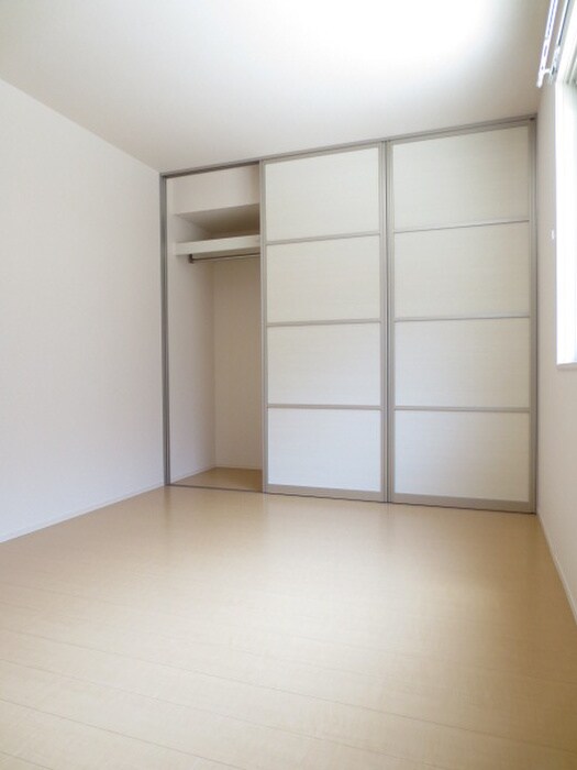 物件内観写真12　(居室)