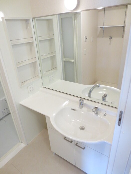 物件内観写真13　(洗面)