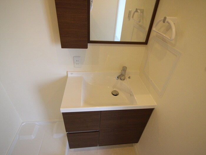 物件内観写真9　(洗面)