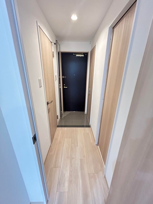 物件内観写真16　(玄関)