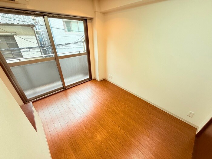 物件内観写真9　(居室)