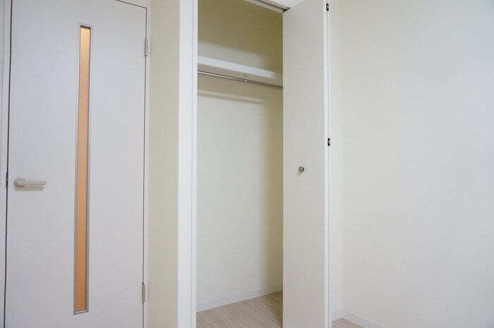 物件内観写真6　(収納)