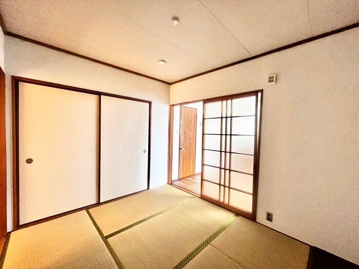 物件内観写真8　(居室)