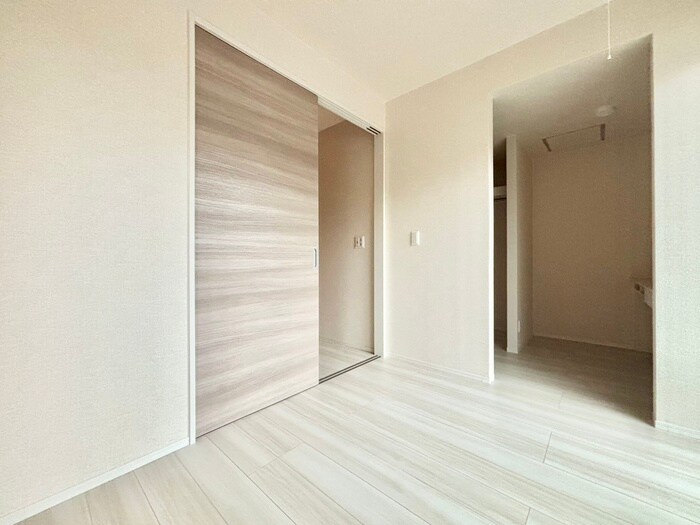 物件内観写真7　(居室)