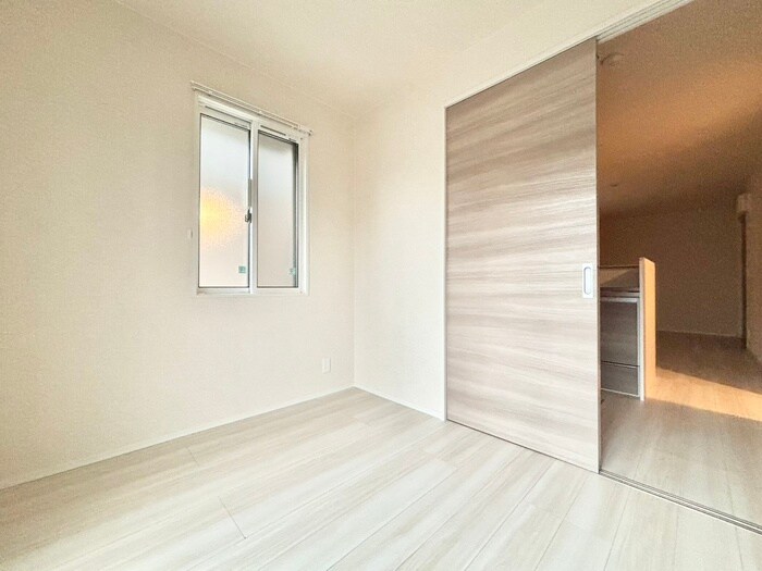 物件内観写真8　(居室)