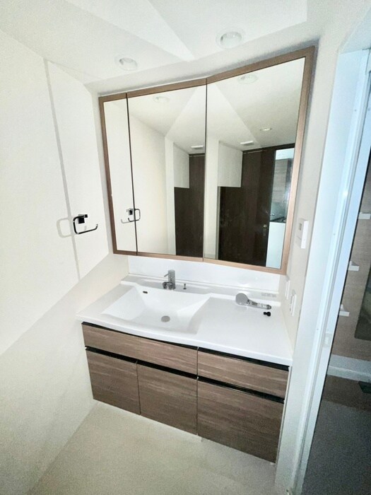 物件内観写真13　(洗面)