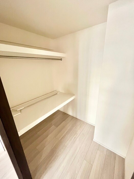 物件内観写真15　(収納)