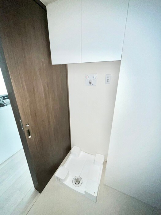 物件内観写真18　(洗濯機置場)