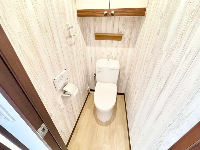 物件内観写真16　(トイレ)