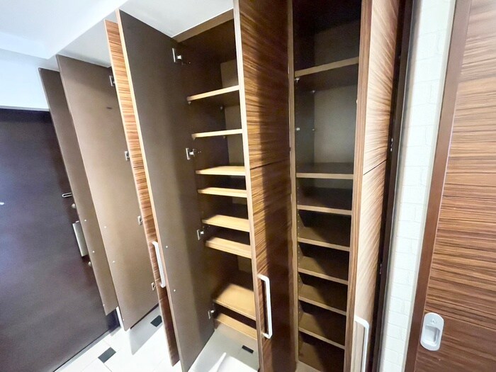 物件内観写真20　(靴箱)