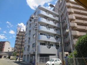 ﾗ･ｾﾚｯｿ外観写真