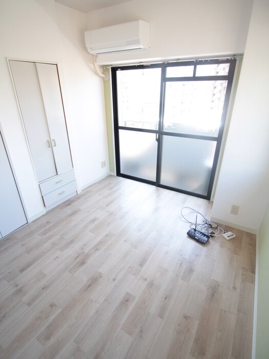 物件内観写真12　(居室)