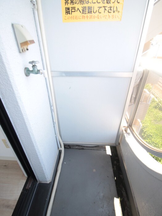 物件内観写真20　(洗濯機置場)