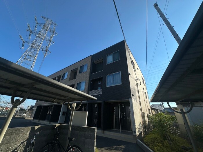 物件外観写真3　(外観写真)