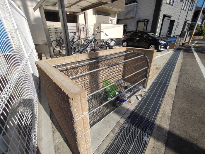 物件外観写真4　(建物設備)