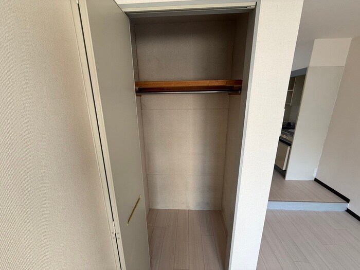 物件内観写真12　(収納)