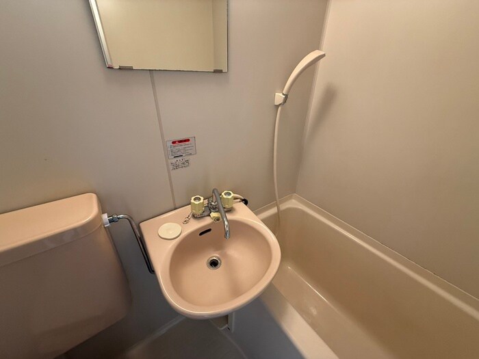 物件内観写真13　(洗面)