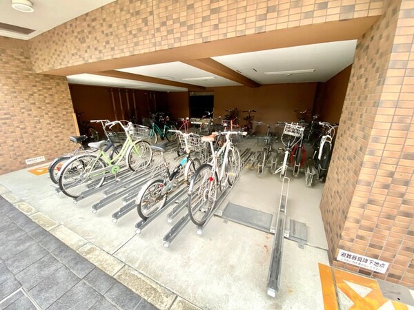 駐輪場