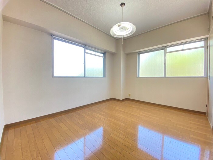 物件内観写真16　(居室)