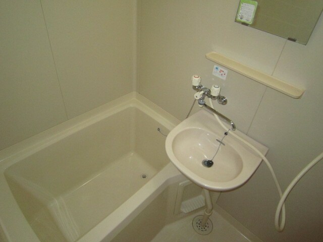 物件内観写真6　(バス／シャワールーム等)