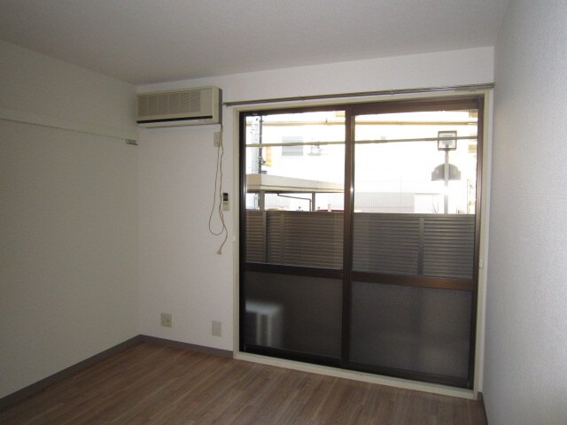 物件内観写真12　(居室)