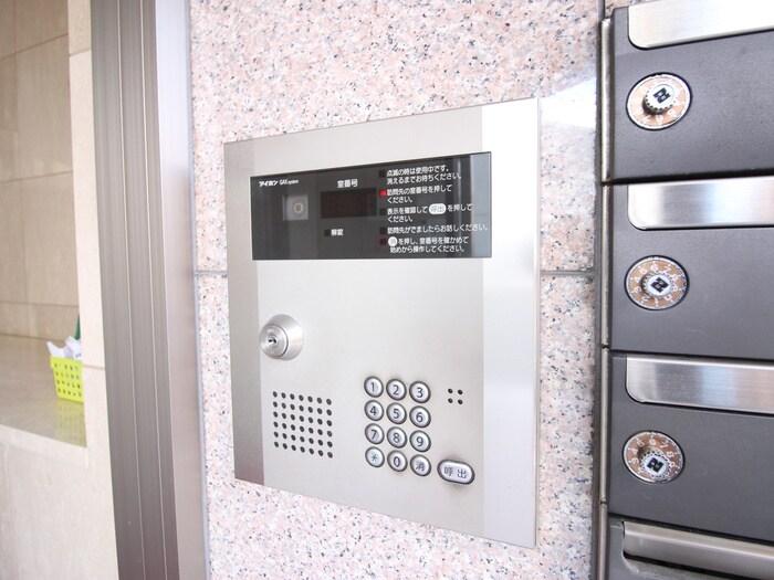 物件外観写真4　(建物設備)