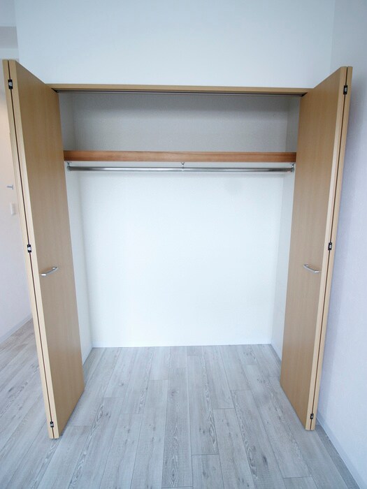 物件内観写真16　(収納)