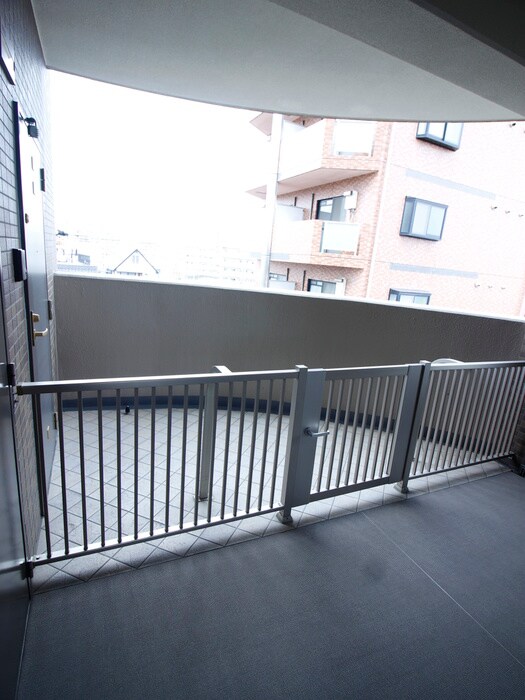 物件内観写真22　(玄関)