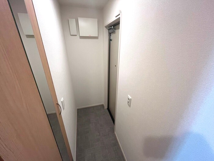 物件内観写真14　(玄関)