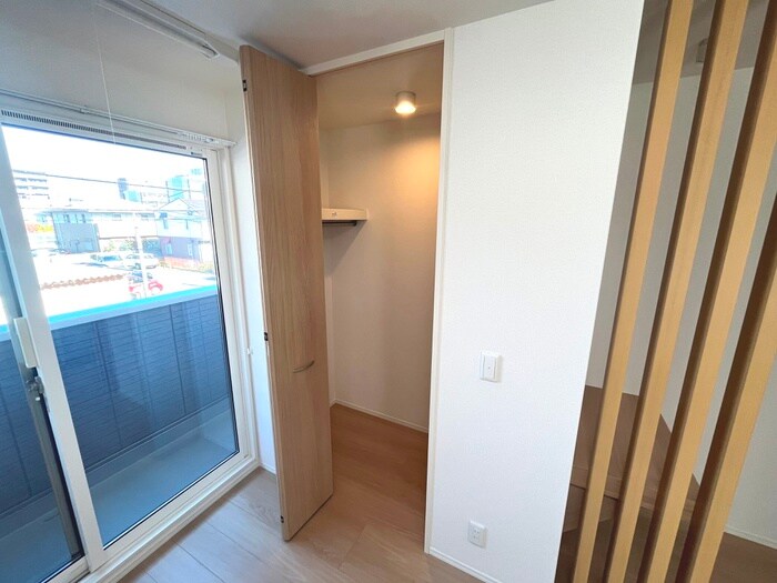 物件内観写真18　(収納)