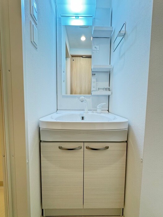 物件内観写真13　(洗面)