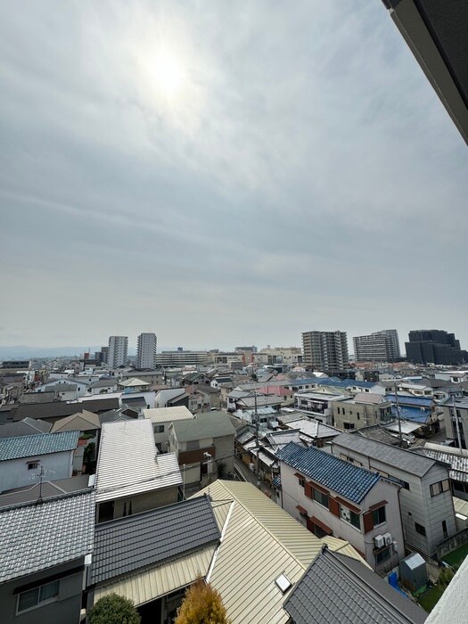 物件内観写真16　(室内からの展望)