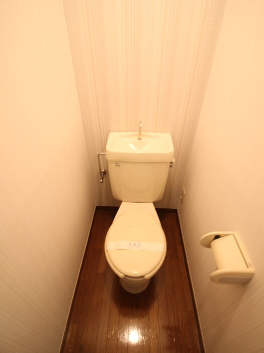 物件内観写真14　(トイレ)