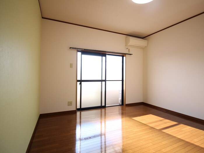 物件内観写真20　(居室)