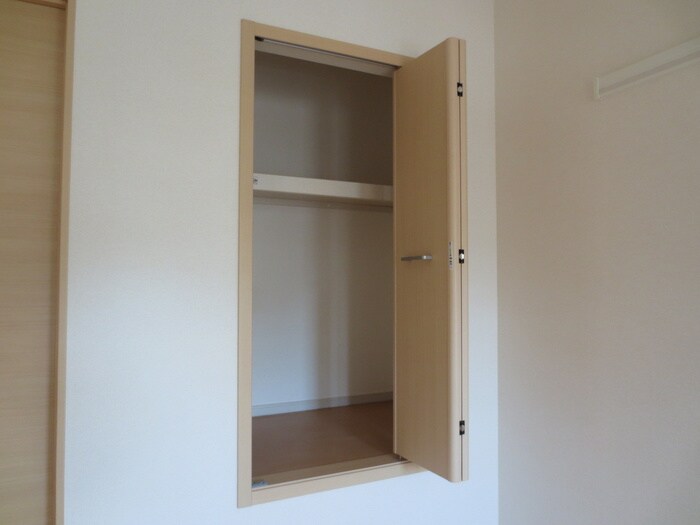 物件内観写真8　(収納)