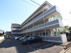 パディ・アイ・マンション外観写真