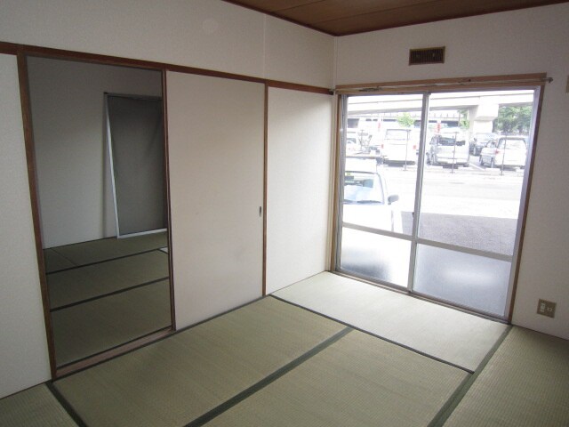 物件内観写真5　(居室)