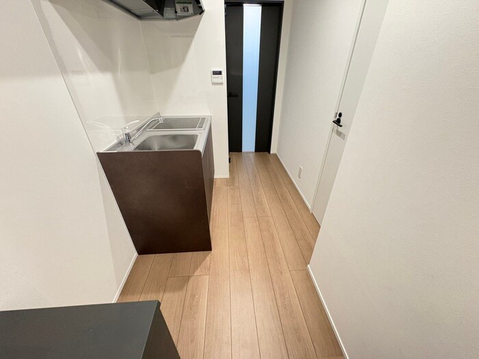 物件内観写真9　(廊下)