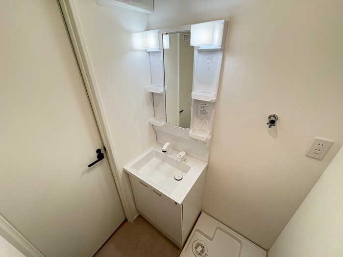 物件内観写真12　(洗面)