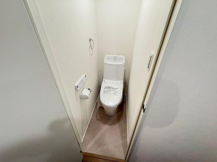 物件内観写真13　(トイレ)