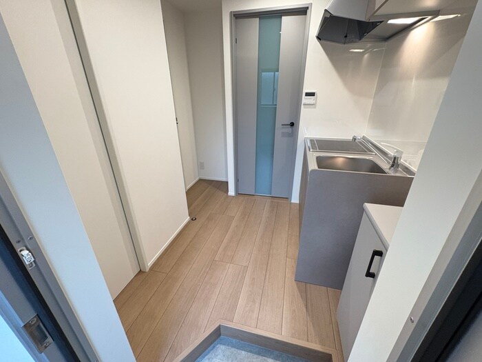 物件内観写真18　(廊下)