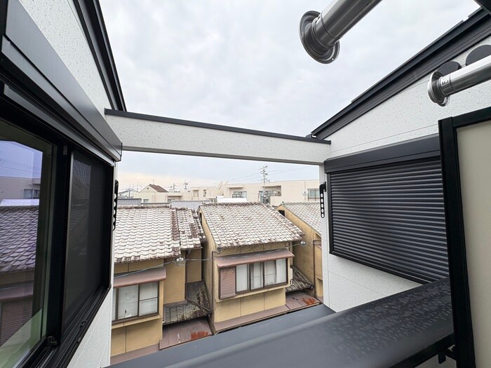 物件内観写真22　(室内からの展望)