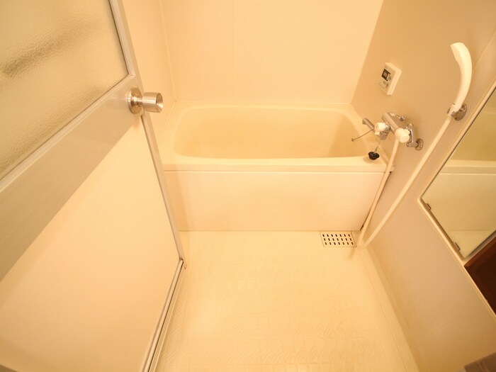 物件内観写真12　(バス／シャワールーム等)