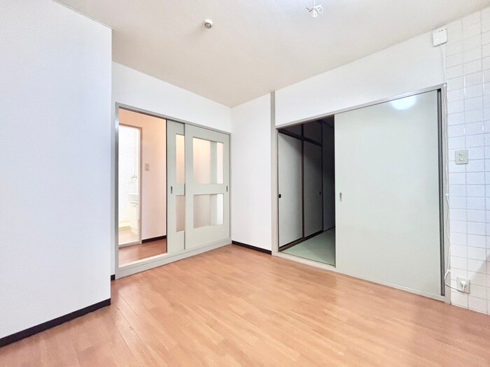 物件内観写真12　(居室)