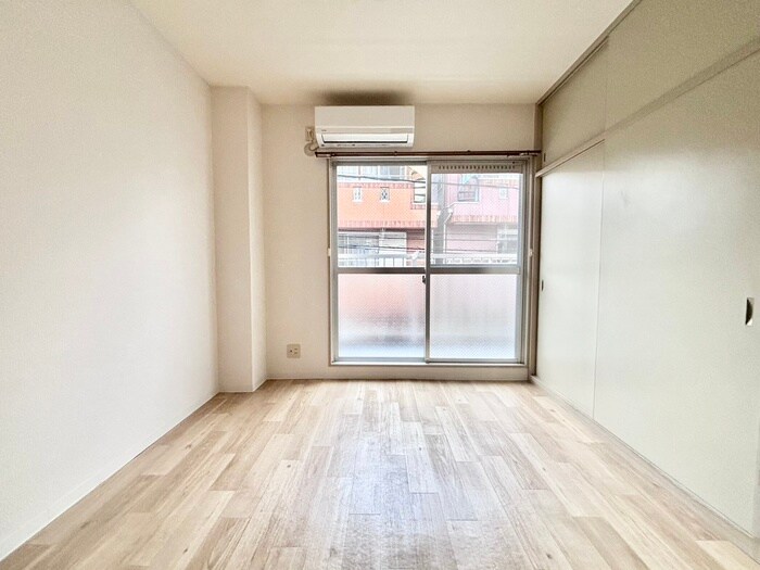 物件内観写真13　(居室)