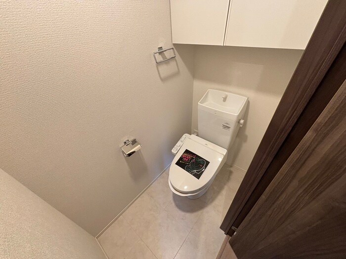 物件内観写真14　(トイレ)